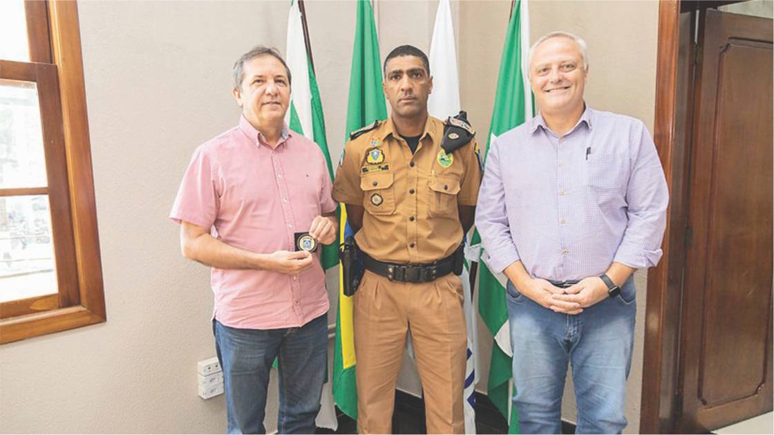 Prefeito recebe visita do novo Comandante Geral da PM do Paraná GDia