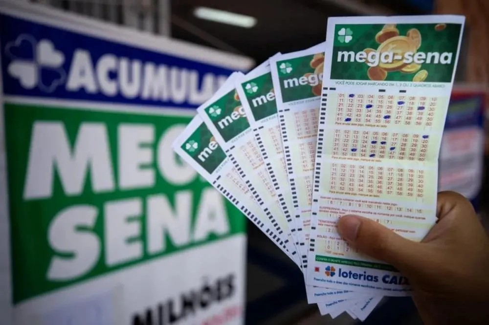 Duas apostas registradas em Foz do Iguaçu somaram R$ 272.867,04 em nove premiações de quina no concurso 3074 da Mega-Sena.