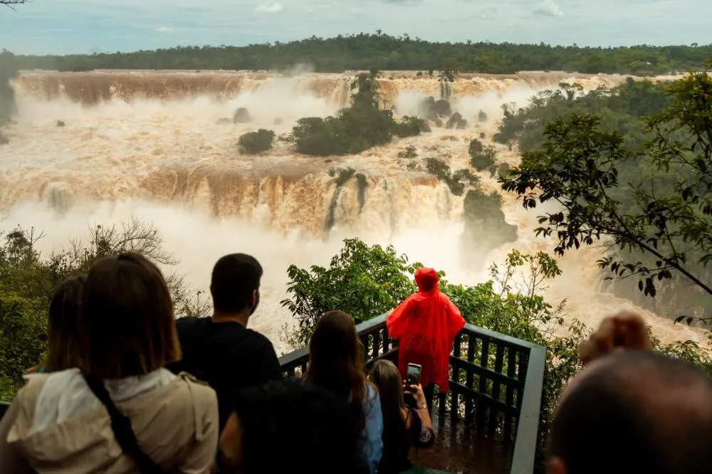 Feriadão de Finados: unidade abrirá às 8h entre 31 de outubro e 2 de novembro para receber visitantes com mais conforto. Foto: Urbia+Cataratas